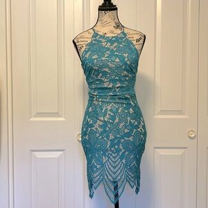 Beautiful Blue & Cream Detailed Lace Open Back Dress
